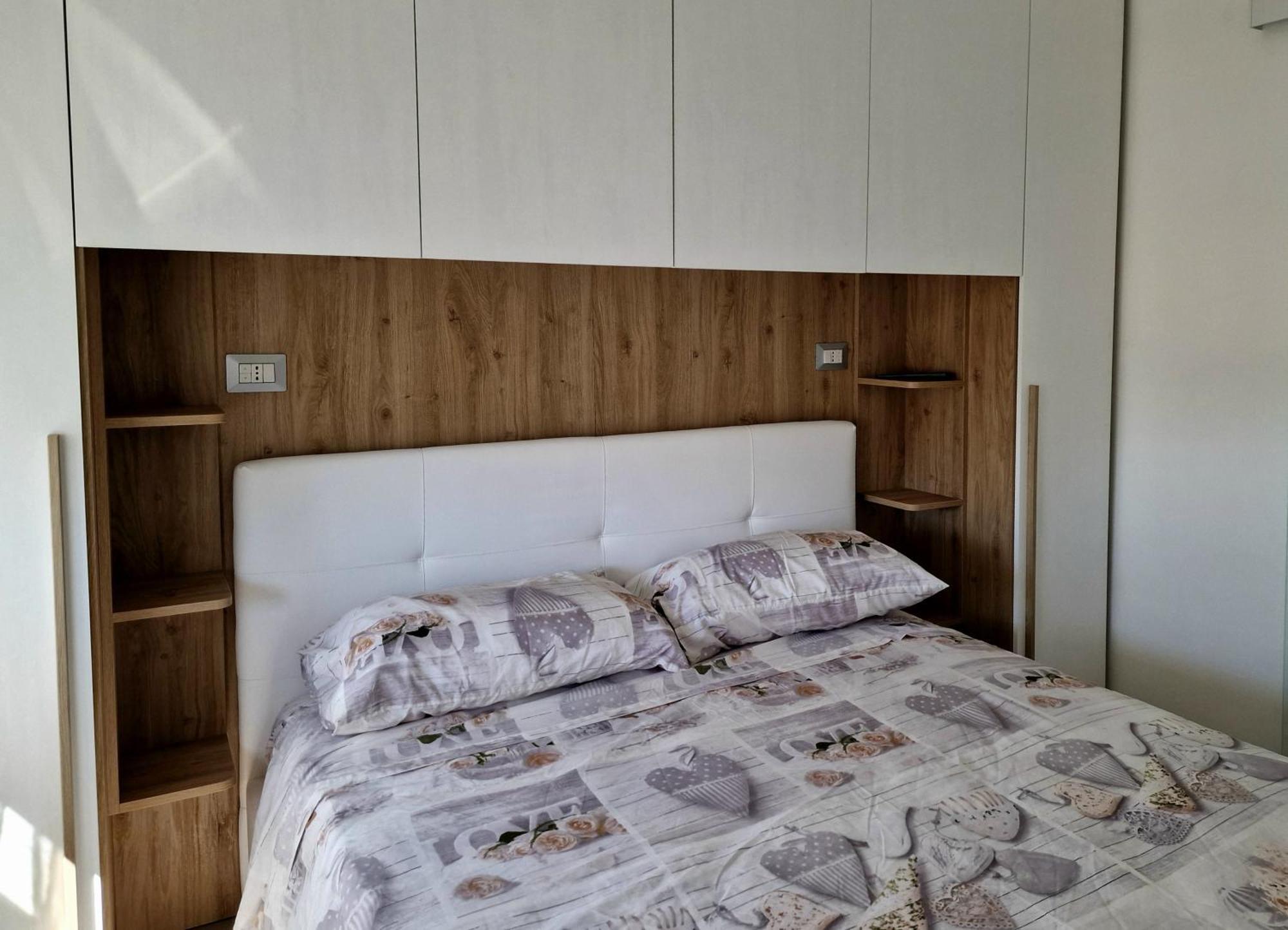 Tower Apartments Terracina Zewnętrze zdjęcie